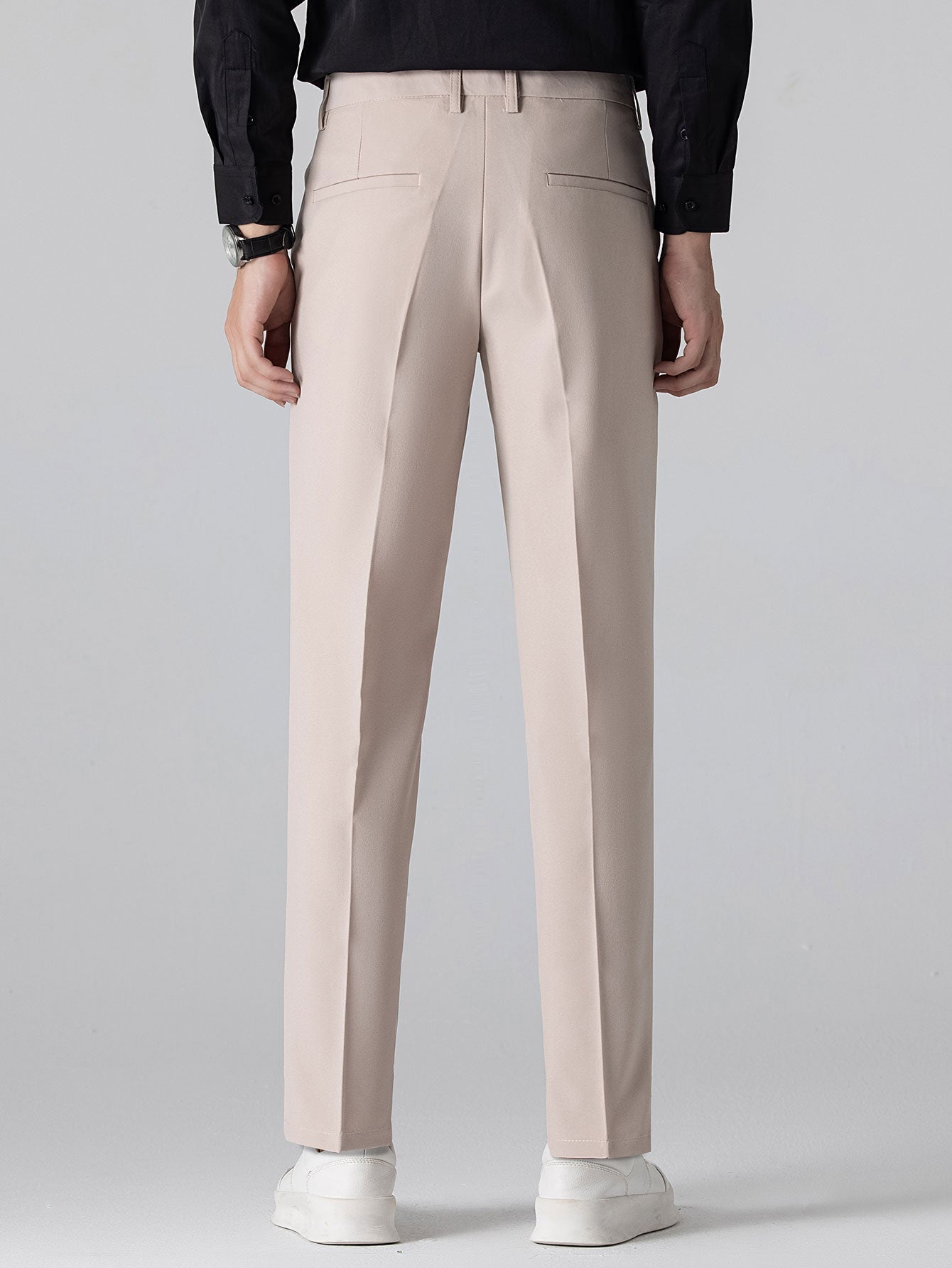 Conjunto Polo Jacquard Geométrico y Pantalón Slim Elegante