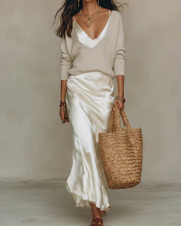 Conjunto Midi Satén con Jersey de Punto Elegante