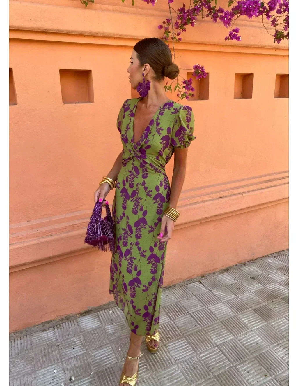 Vestido De Verano Elegante De Mujer Con Corte Fluido