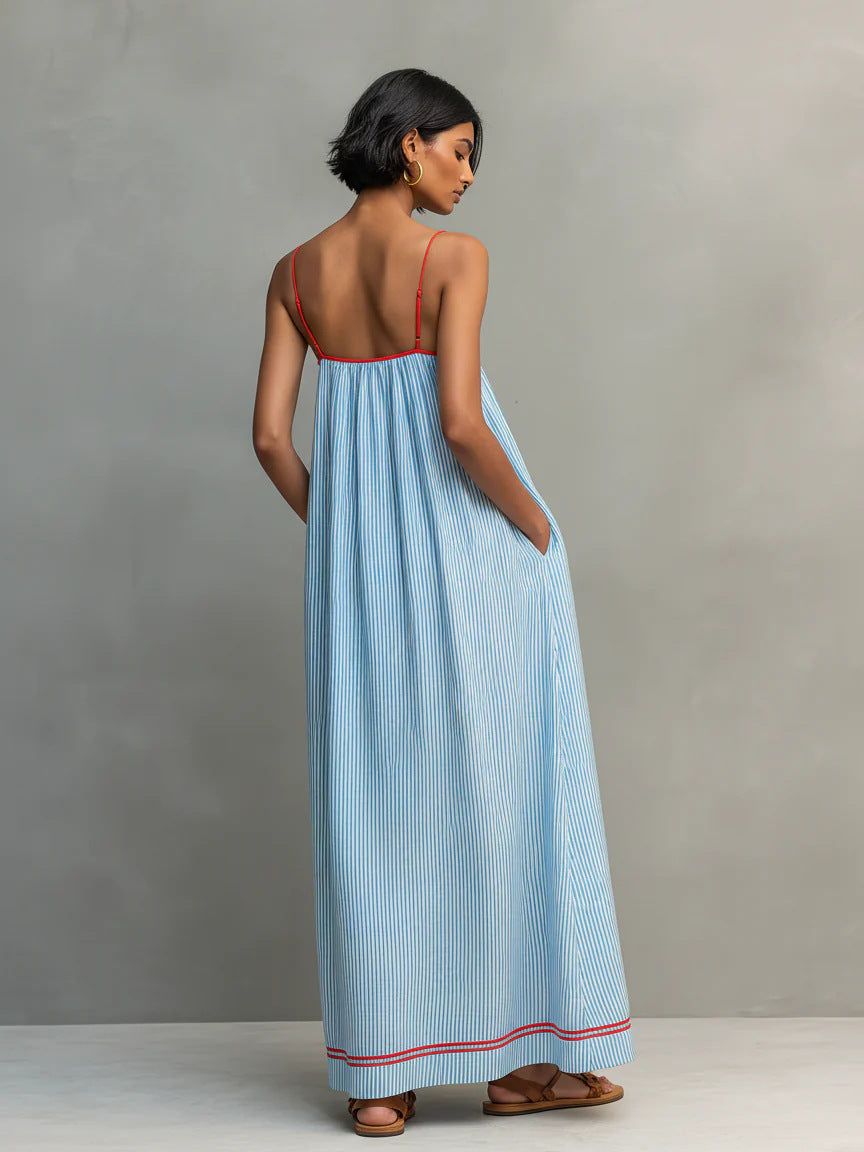 Elegante vestido largo sin mangas