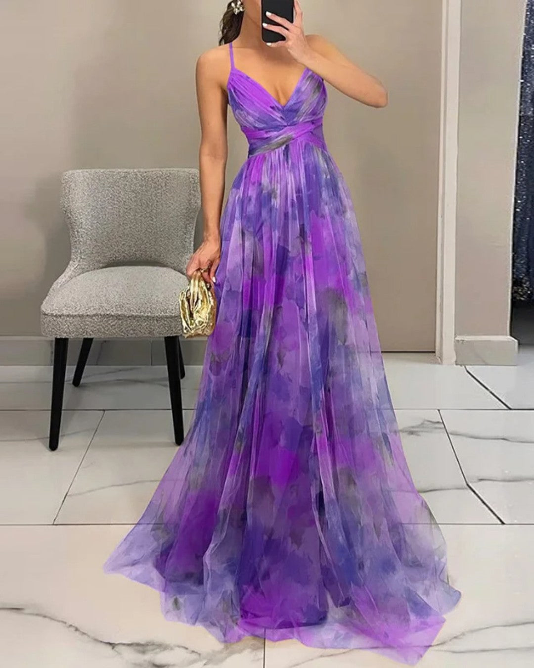 Vestido Largo Floral de Chiffon – Corte Favorecedor